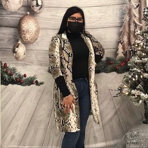 Meet your Posher, Ariana